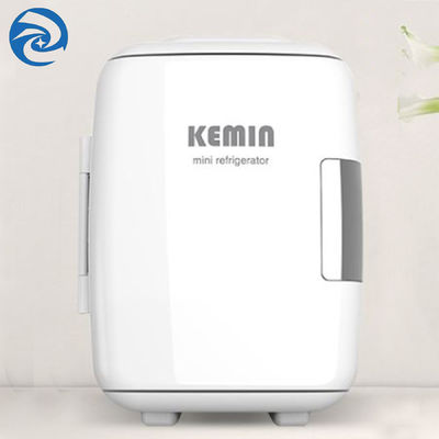 Un'automobile bianca domestica Mini Fridges da 4 litri 55W 14&quot; X11 ' X10»