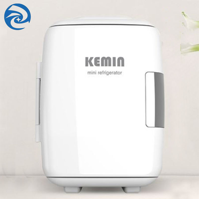 Un'automobile bianca domestica Mini Fridges da 4 litri 55W 14&quot; X11 ' X10»